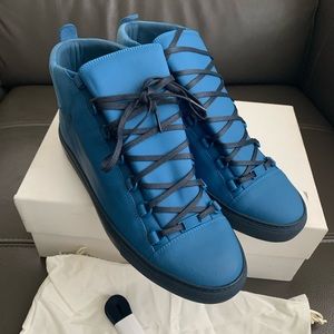 Balenciaga Blue suede spray arena sneakers.